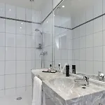 Du Pré 3* París