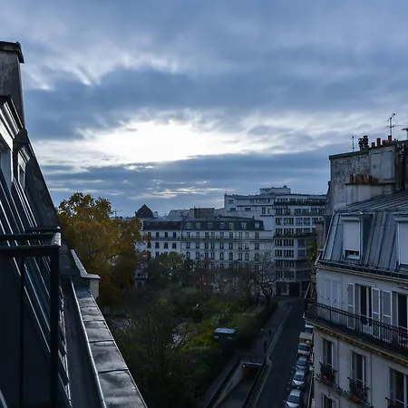 Du Pré Hotel 3*
