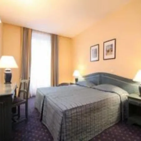 Hotel Du Pré París