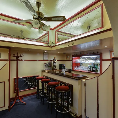 Hotel Du Pre Paříž